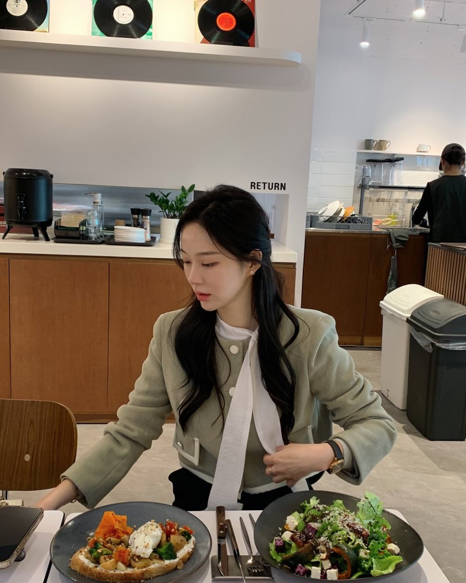 Still breathing. Still fighting. Still grateful. Good morning 🌞