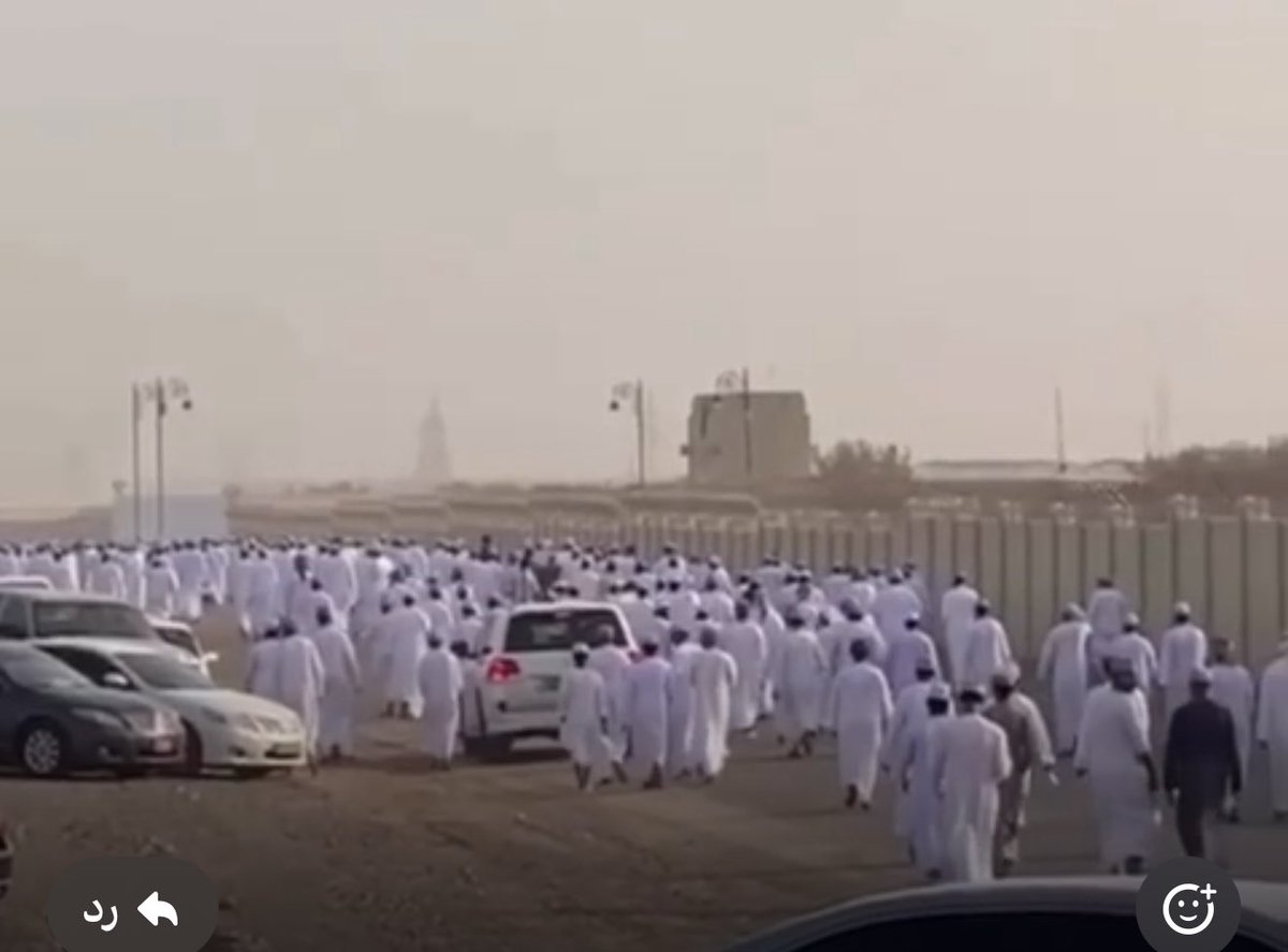 #الامان_الوظيفي
مشكله التسريح و البطاله معنا..
ما صارت مجرد أرقام.. صارت وجوه وقصص وبيوت تعاني شباب تخرجوا وانتظروا ومسرحين ذاقوا معاناه الحياه طرقوا كل باب ولا يوجد جواب؟؟
نحتاج إلى قرارات جاده مش وعود ودراسات!!!