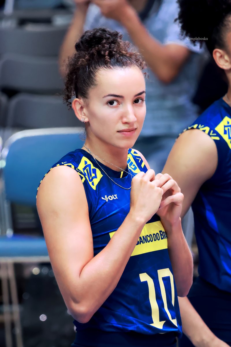 dpbosssss's tweet photo. 250709 VNL 가비!!!!!

#Gabi #GabrielaGuimaraes https://t.co/DVFmTv36na
