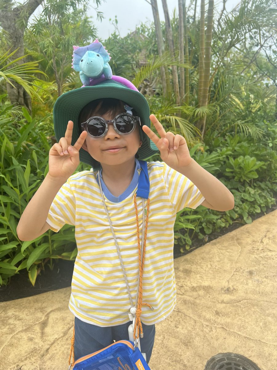 iuuuuko11's tweet photo. ジャングリア楽しかった🦕✨ https://t.co/qAqxmEkGv3