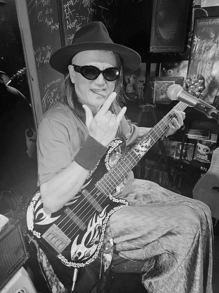 Chirolyn_1965's tweet image. おもくそフレッシュなサマーツアー🍉
ただいま敢行中🌞

今週末からは
【Chirolyn単独公演】後半のスタート🔫

群馬(高崎)＆新潟(十日町)を攻めんよ👊

ソウルフルなロックと狩野英孝バリの天然トークでお待ちしてますん❤️‍🔥
皆んな〜すこぶる元気な顔見せに遊びに来てなー😆🍻…