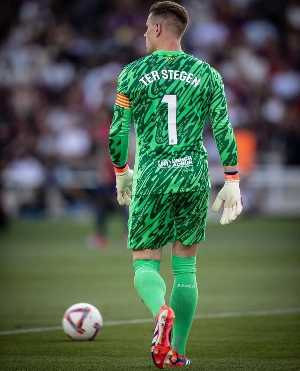 fcbisprime's tweet image. ❗️ Tras la operación de Ter Stegen mañana, el Barça anunciará que estará de baja al menos cuatro meses y presentará la documentación oficial a la federación. Si se aprueba, el 80% de su margen salarial podrá destinarse a la inscripción de otra persona.
ℹ️ @diarioas
