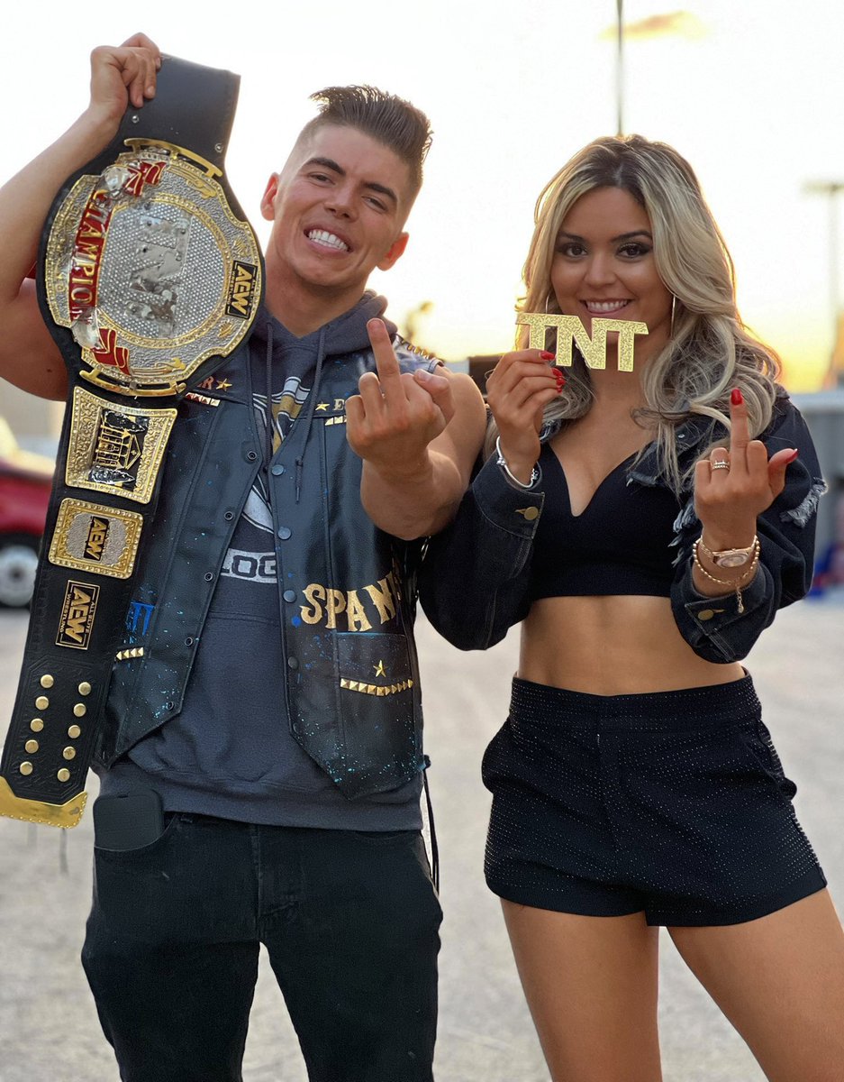 Chupacabra_01's tweet image. 🎂Happy Birthday to Sammy Guevara! @sammyguevara #SammyGuevara #AEW #SonsOfTexas #TheInnerCircle #JerichoAppreciationSociety #TheSpanishGod #WWE #NXT #ECW #NWA #WCW #TNA #ROH #MLW #LuchaLibreAAA #CMLL #NJPW #ProWrestlingNoah #AJPW