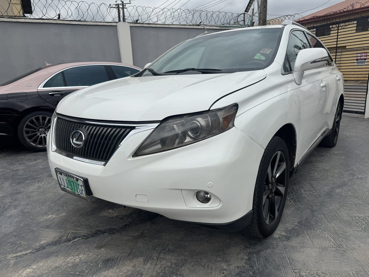 Lit_Autos's tweet photo. Lexus RX350
2010 model 
Preowned 
13m
Magodo phase 1 https://t.co/6HEcvCV8Mg