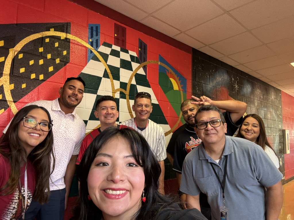 hmarroEDHS's tweet photo. @EDAztecs_HS https://t.co/YgnEWKV0IS