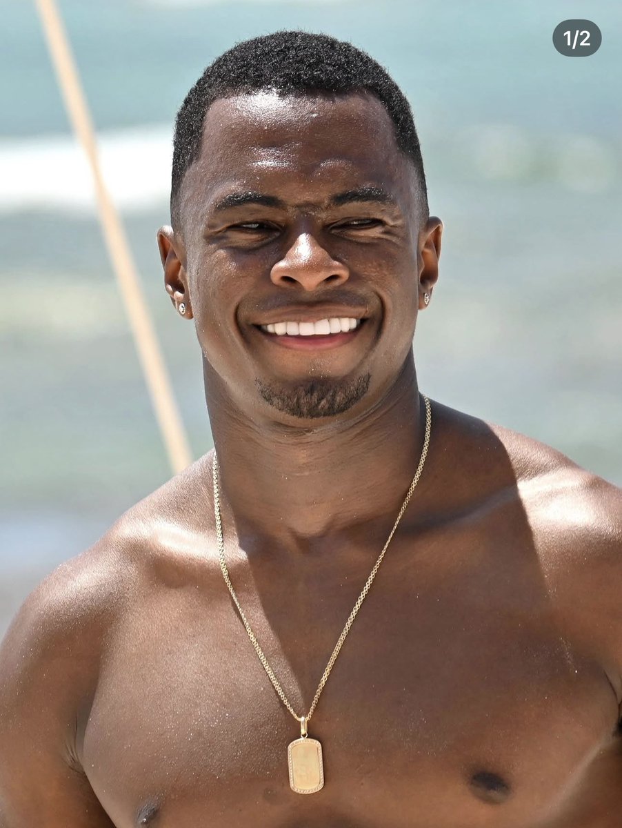 Algunos detalles del atraco: 

A Fabry Castro le robaron una lujosa cadena de oro con dije, una pulsera y su argolla de matrimonio. El monto total del robo supera los 20 millones de pesos.