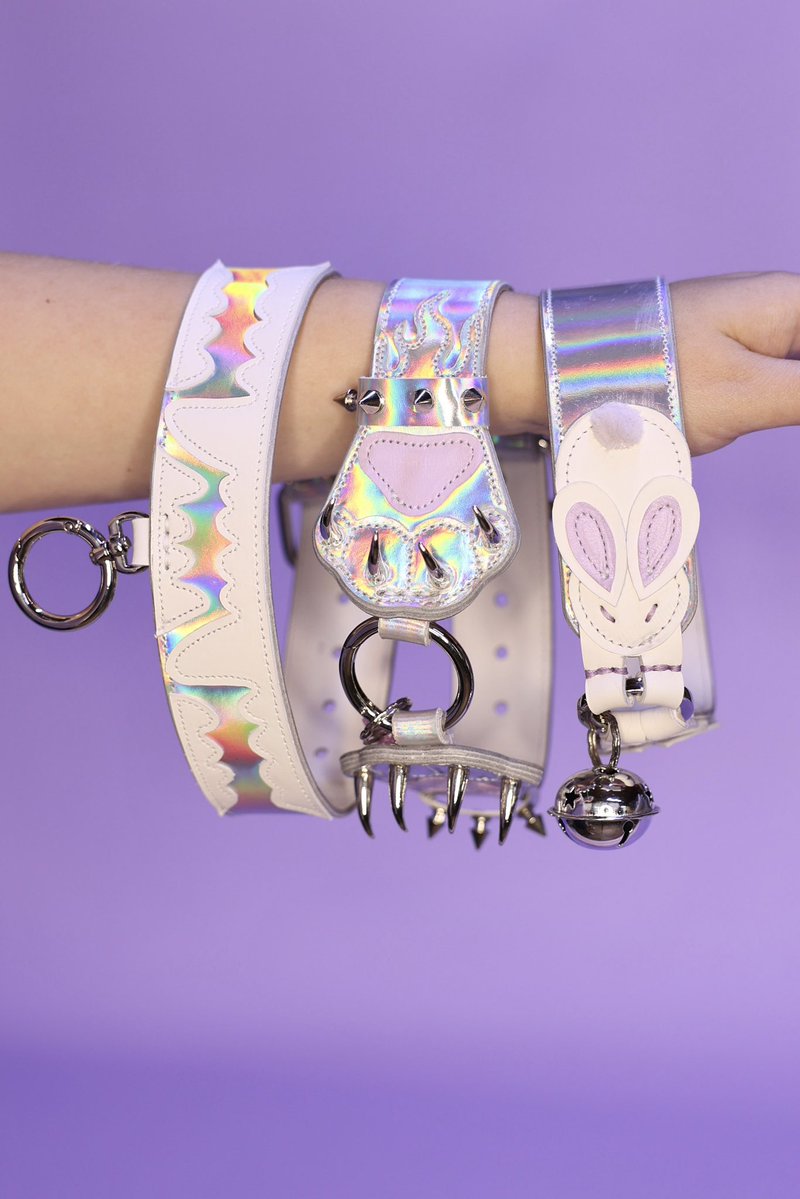 Sigida_plushies's tweet image. New!!! Mother-of-pearl collars, we immediately made with rabbits, paws and teeth. How magically they change color under different lighting! 🥹😍
They are already for sale on Etsy⬇️
etsy.com/shop/Collectib…
Commissions are open!