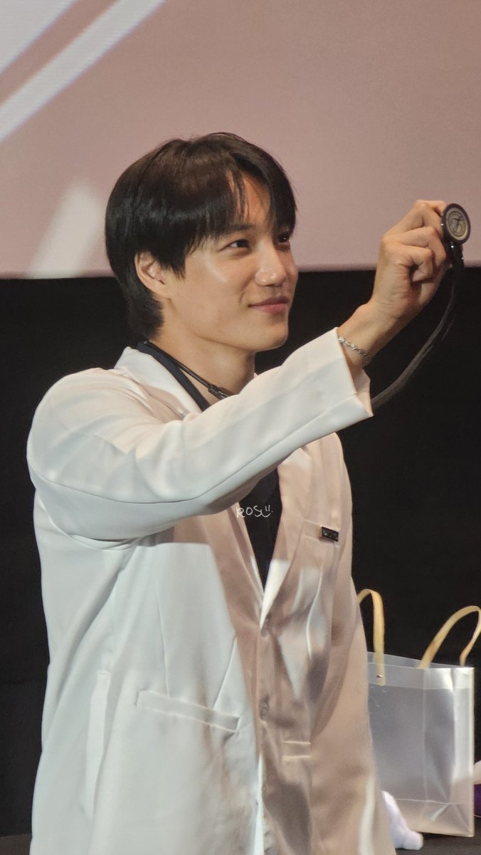 bubuyong_'s tweet image. *NAGISING SA KATOTOHANAN* 🤪