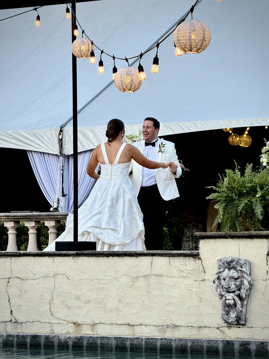 Congratulations to our Director of Operations, Maddux Jeffreys, on getting married this past weekend 👰‍♀️🤵‍♂️