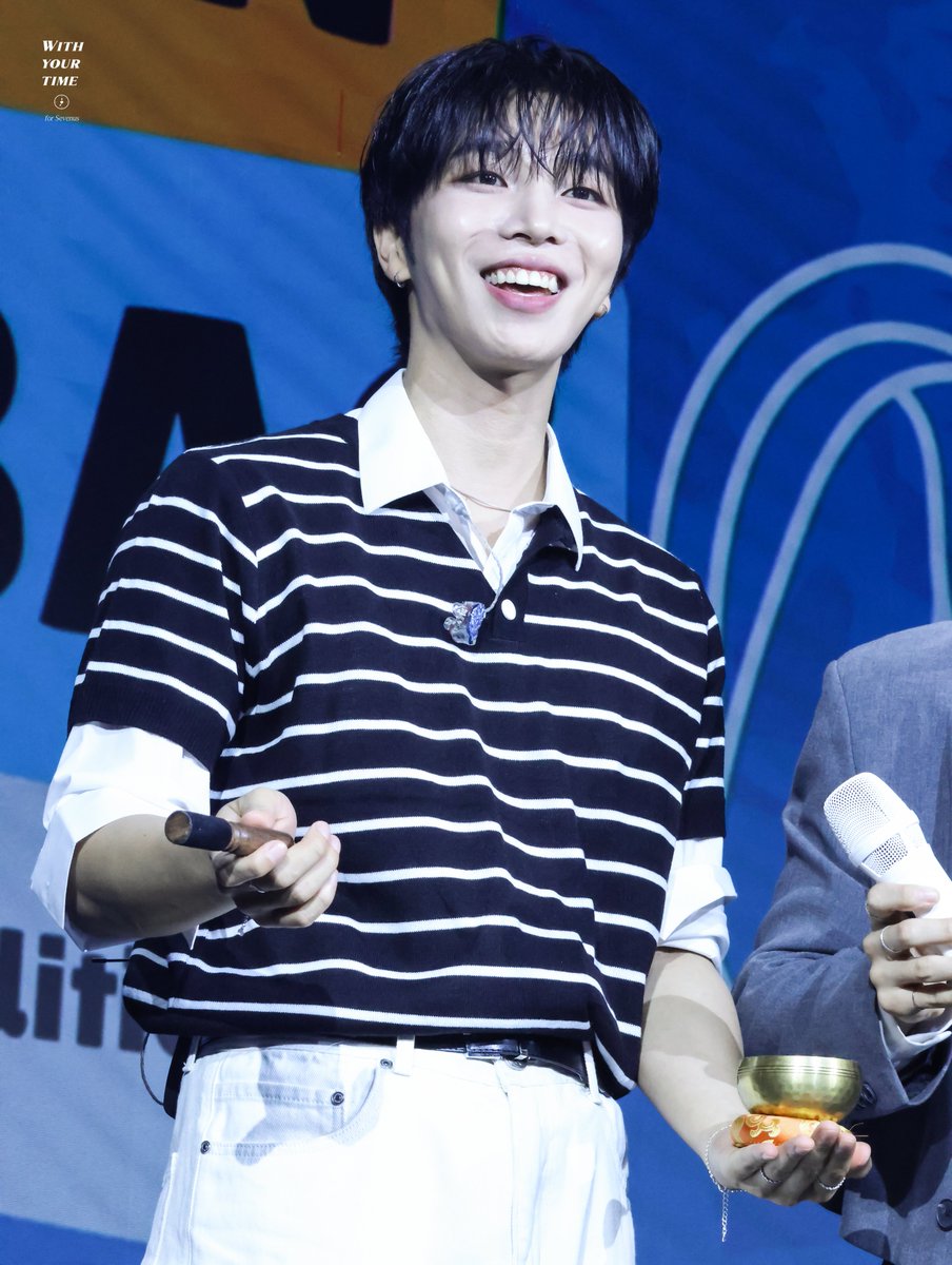 withyourtime_'s tweet photo. 250726  세븐어스 팬미팅 7 DAYS in TAIWAN

우리도 종희가 최고야👍

#이레 #IREAH #이종희 #세븐어스 #SEVENUS https://t.co/yt2EAE3heS