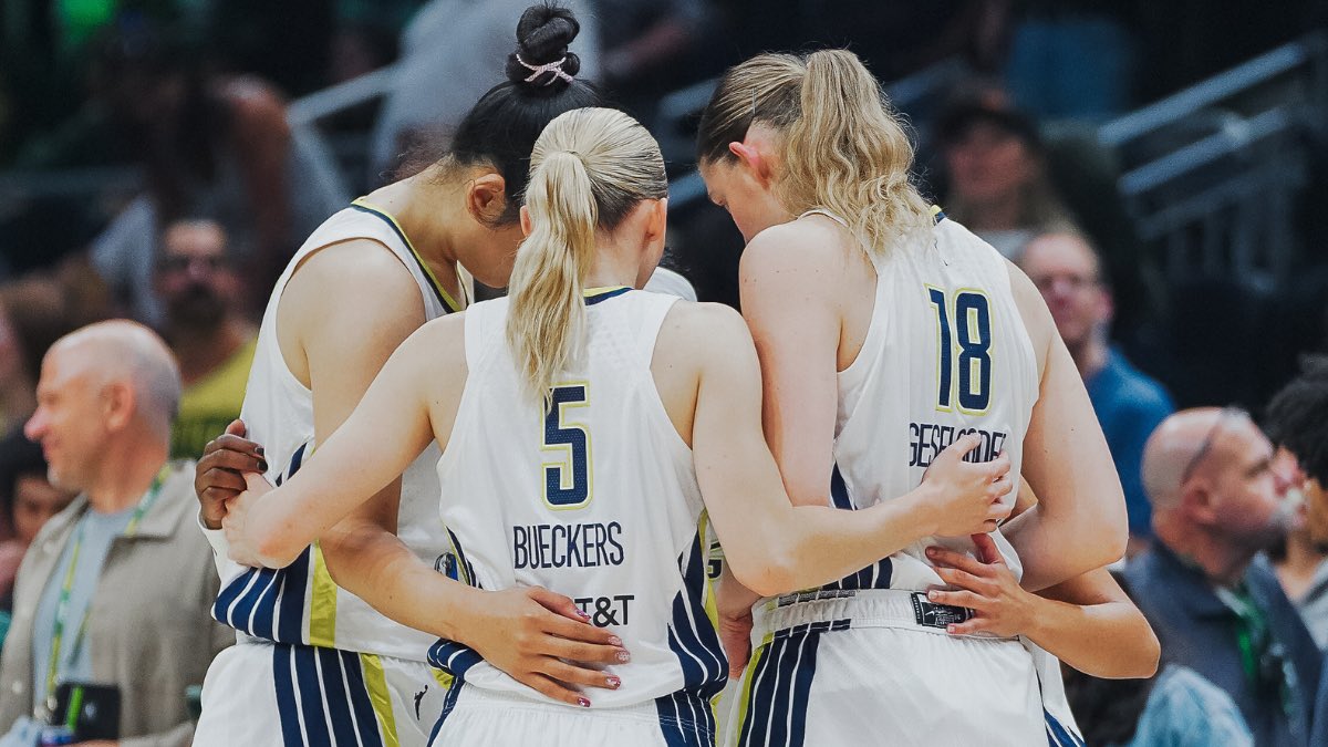 WingsLead's tweet image. GAME DAY
⏰ 7pm CT
🆚 @LibertyLeadSM
📍Dallas
📺 ESPN
LETS GET IT WINGS ‼️