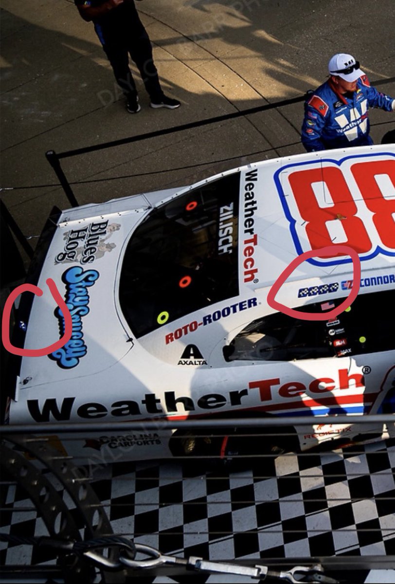 ConnorZilisch's tweet image. .@Lionel_Racing one of my win stickers flew off the car and landed on the spoiler in the middle of the race. Better be on the race win diecast😂