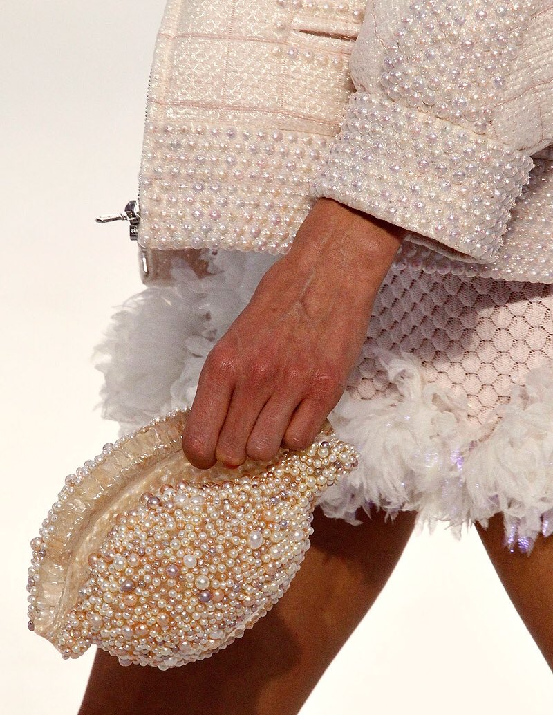 fash__ion0's tweet image. CHANEL | Spring / Summer 2012