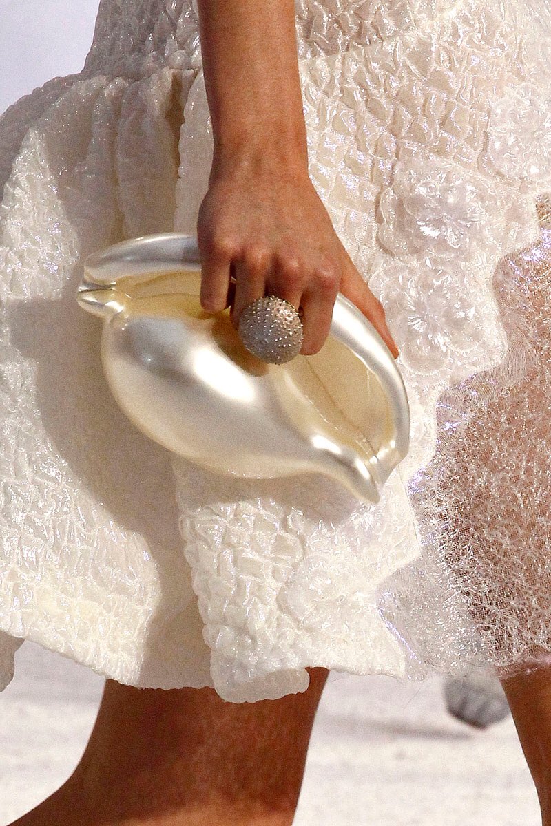 fash__ion0's tweet image. CHANEL | Spring / Summer 2012