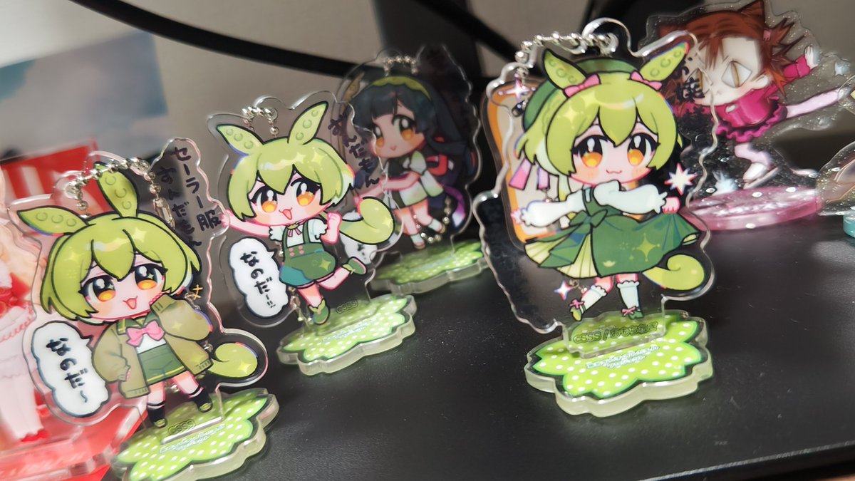 YOOKIさんのずんだもんガチャ回してきた！
5回やってずんだもんコンプ出来たし、シクも出て大満足！みんな可愛すぎて最高です…