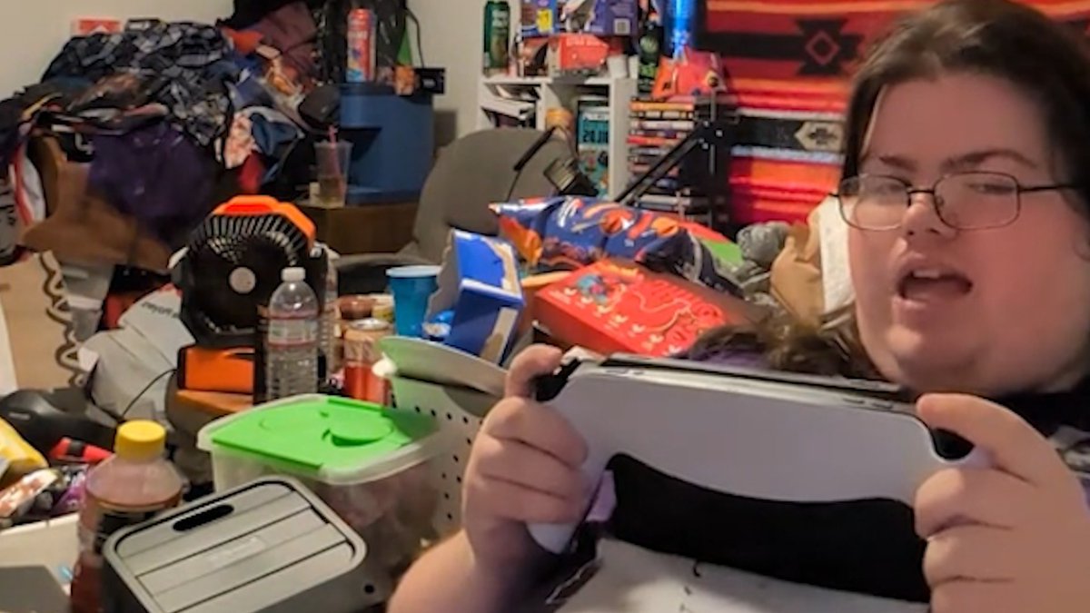 Saturated Content tweet media