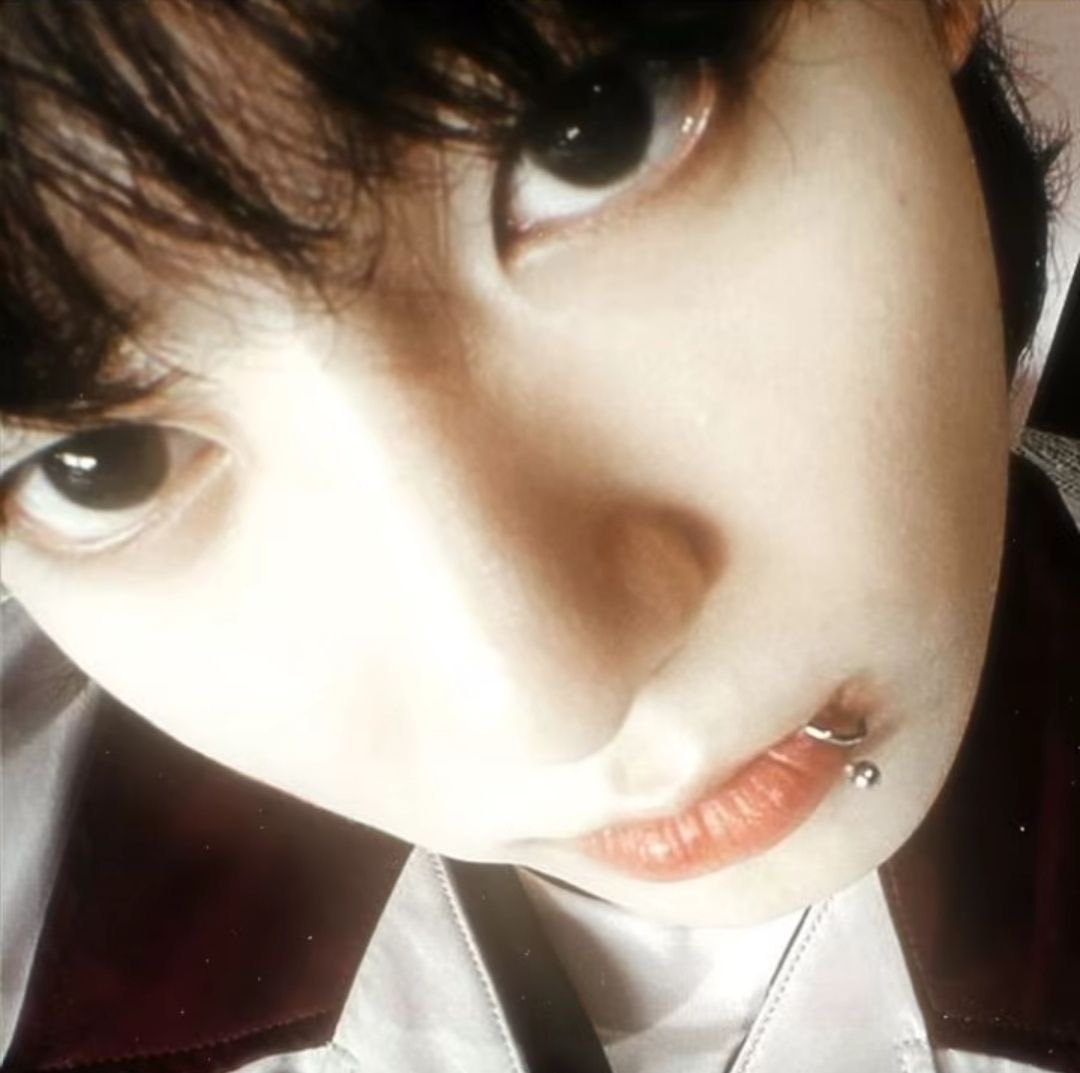 Gyuphoriaaaa's tweet image. don’t say it dont say it dont say it dont—

   boba sr.                                                      boba jr.