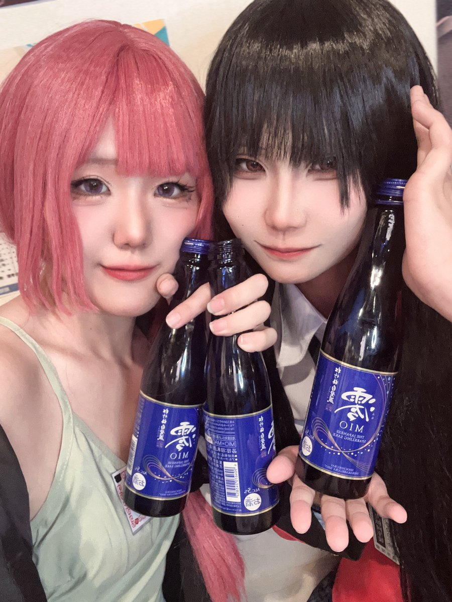 本日は遠隔とご帰還‼️
ありがとうございましたァ〜✨

澪やショットを沢山飲ませていただけてとってもハッピーでした✨ありがとぅ！
お久しぶりにお話するマスターや、奇跡のご帰還でお会いできたマスター。布教し合ったり新しい名前だったりでとっても楽しかったです♡久しぶりの同期📸

次回30日♡