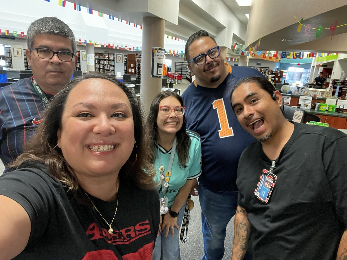 Leveling up on the Champions Quest! GAME ON! #AztecEmpire <a href="/EDAztecs_HS/">Venessa Betancourt</a>