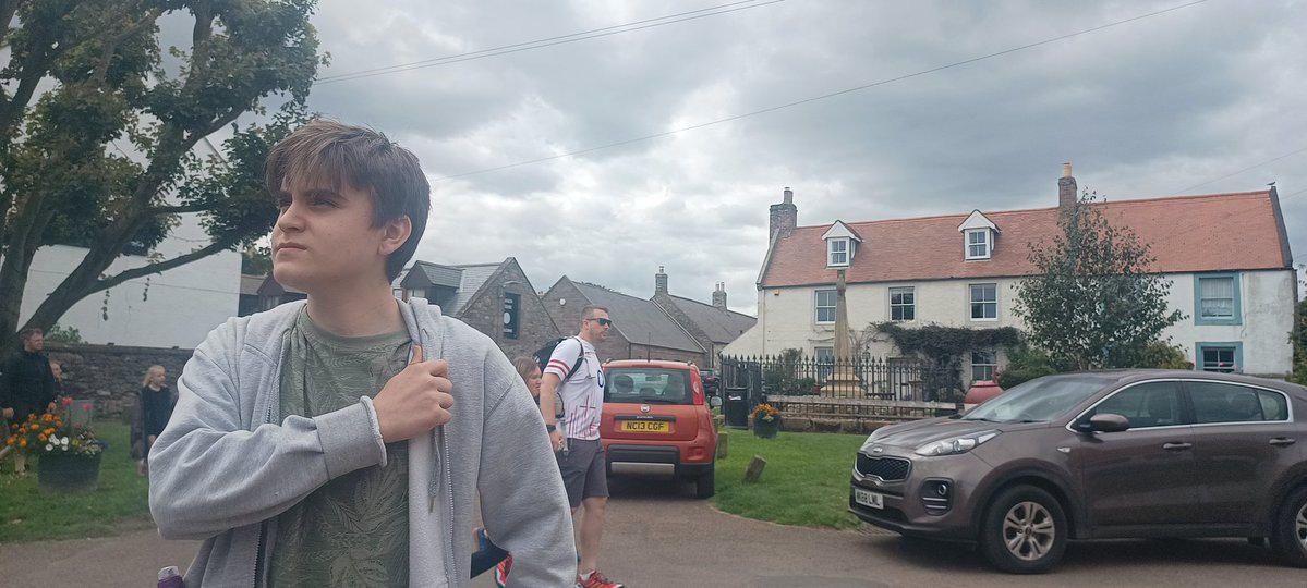 Mschatnoir's tweet image. What scene is my boy re enacting here today?