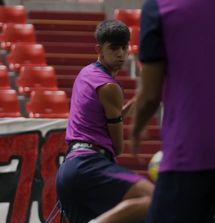gtriitres2's tweet image. Marc Bernal 🍑