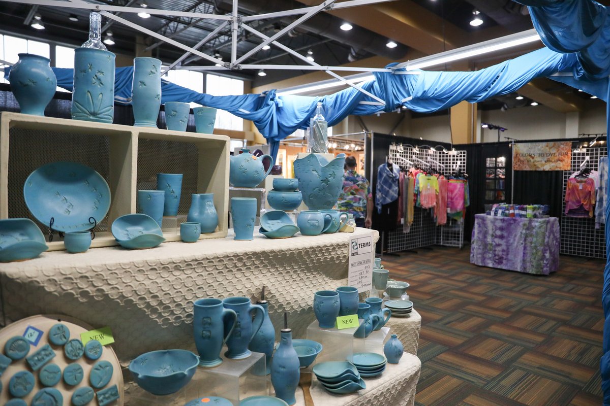 Tourism, Arts, & Heritage Cabinet (@kytahc) on Twitter photo Did you know that KY’s arts industry generates $6.5 billion in economic impact and supports more than 50,000 jobs? 🩰🎨🎼From the KY Artisan Center and <a href="/KYArtsCouncil/">Ky Arts Council</a> to <a href="/KYHumanities/">KY Humanities</a>, <a href="/kyperformingart/">Kentucky Performing Arts</a>, <a href="/KYGSA/">KY GSA</a> and beyond, we're proud to support and promote our creative community. Did you know that KY’s arts industry generates $6.5 billion in economic impact and supports more than 50,000 jobs? 🩰🎨🎼From the KY Artisan Center and <a href="/KYArtsCouncil/">Ky Arts Council</a> to <a href="/KYHumanities/">KY Humanities</a>, <a href="/kyperformingart/">Kentucky Performing Arts</a>, <a href="/KYGSA/">KY GSA</a> and beyond, we're proud to support and promote our creative community.