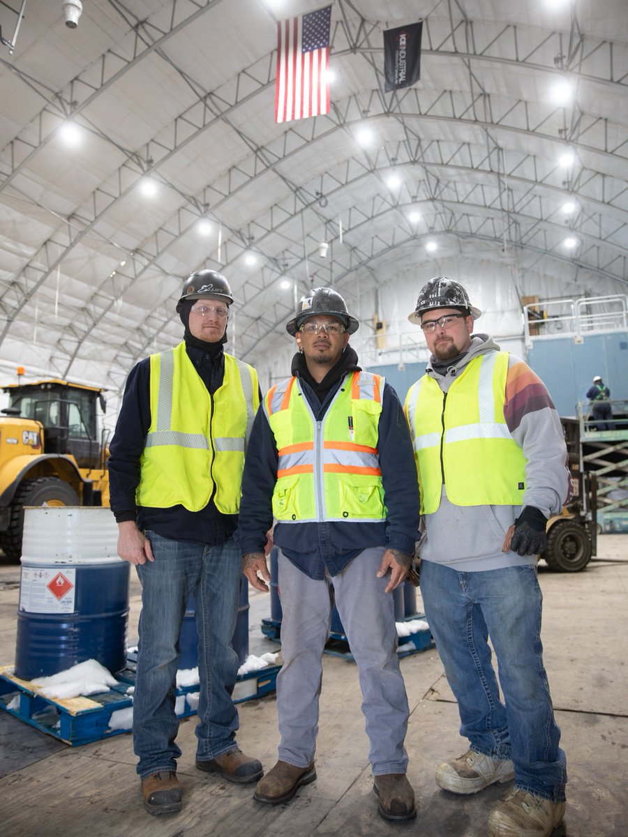 AOGA's tweet image. Last call for Hard Hat Hero nominations! 👷 We’re celebrating the field crews who power Alaska’s oil and gas. The mentors, leaders and tough-as-nails pros.
Know someone who deserves the spotlight? Nominate by July 30: aogaconference.org/rough-n-tuf-sp…