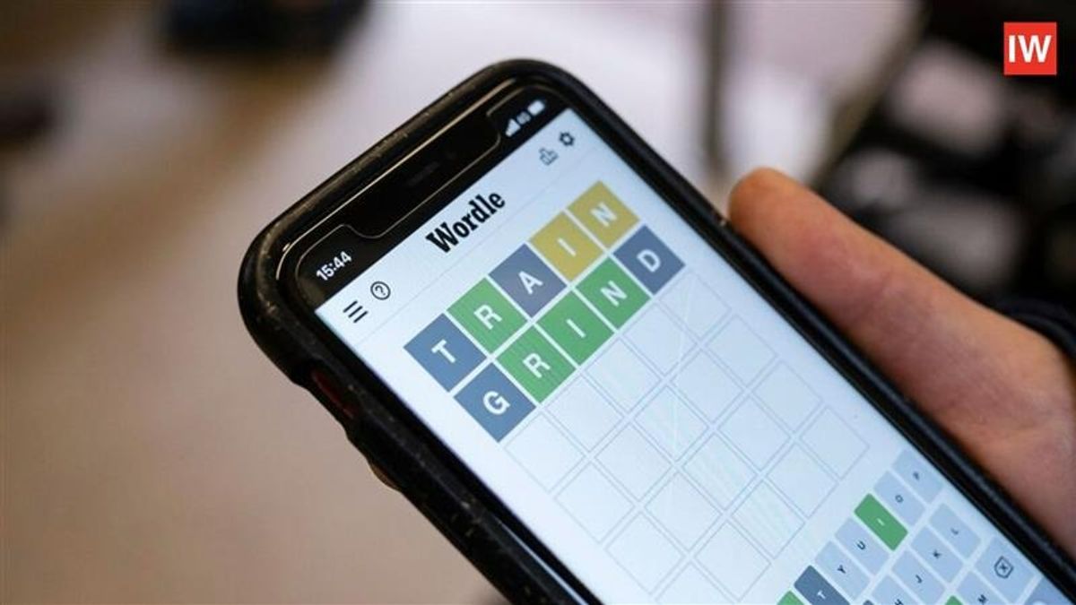industry_wired's tweet image. 𝐓𝐨𝐝𝐚𝐲’𝐬 𝐖𝐨𝐫𝐝𝐥𝐞 𝐂𝐥𝐮𝐞𝐬 𝐚𝐧𝐝 𝐀𝐧𝐬𝐰𝐞𝐫 𝐑𝐞𝐯𝐞𝐚𝐥𝐞𝐝: 𝐉𝐮𝐥𝐲 𝟐𝟖, 𝟐𝟎𝟐𝟓
 
#Wordle #WordleToday #WordleAnswer #NYTGames #DailyPuzzle #WordleHints #IW #IWnews #IndustryWired

Read More👇
zurl.co/Ju4ZI