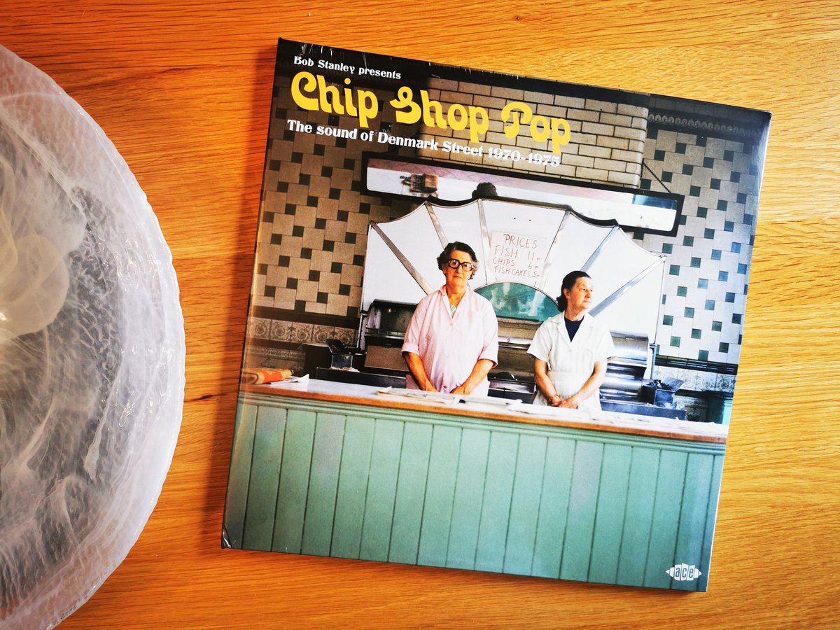 JudgeDrokk's tweet image. Just got a great gift from the Mrs..it's @rocking_bob new compilation on @AceRecordsLtd . 🎵