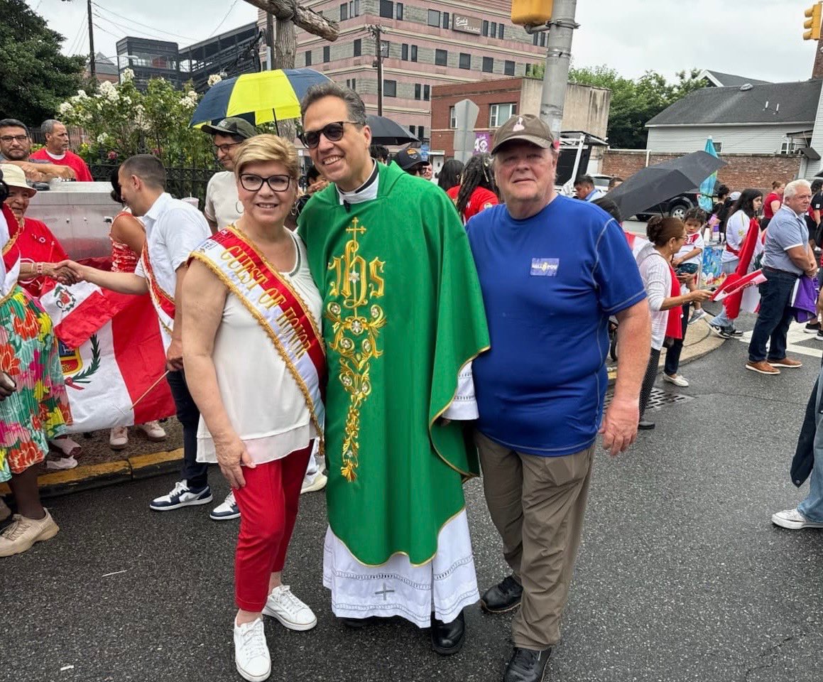 RepNellie's tweet image. Across our district #NJ09 this weekend in #Clifton #Passaic #Paterson we had beautiful celebrations in honor of our vibrant Peruvian American community, one of the largest in our whole country! 🇺🇸🇵🇪🇺🇸🇵🇪