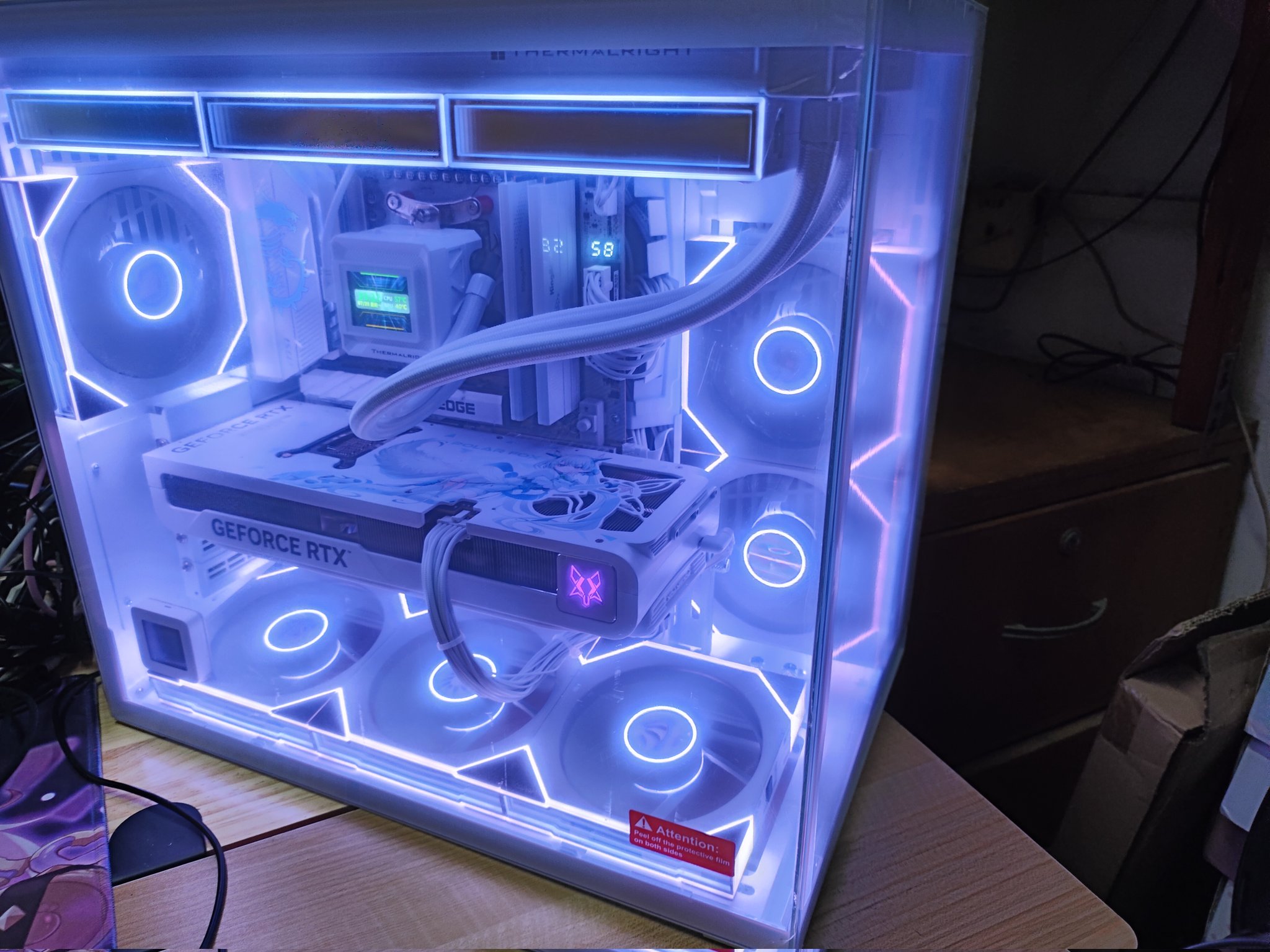PC りおん H5series】<br> Ryzen7 7800x3D・RX9070 搭載 | RX9070 | 株式