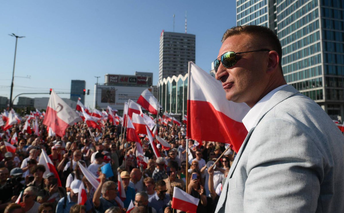 🇵🇱 Marsz Powstania Warszawskiego, jak co roku, przejdzie ulicami Warszawy! Mimo prześladowań ze strony wojewody i sądów!

Co prawda dzisiaj sąd podtrzymał skandaliczną decyzję wojewody, ale wyłącznie w zakresie odmowy przyznania nam statusu zgromadzenia cyklicznego. To kolejny
