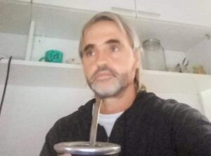 LT8am830's tweet image. #Trascendental Retenciones "A partir de los anuncios sube el alquiler del campo. Estas medidas otorgan mayor capacidad financiera a los sectores concentrados para alquilar los campos. La baja de retenciones fideliza a los votantes de Milei" Pablo Pailolle, Bases Federadas