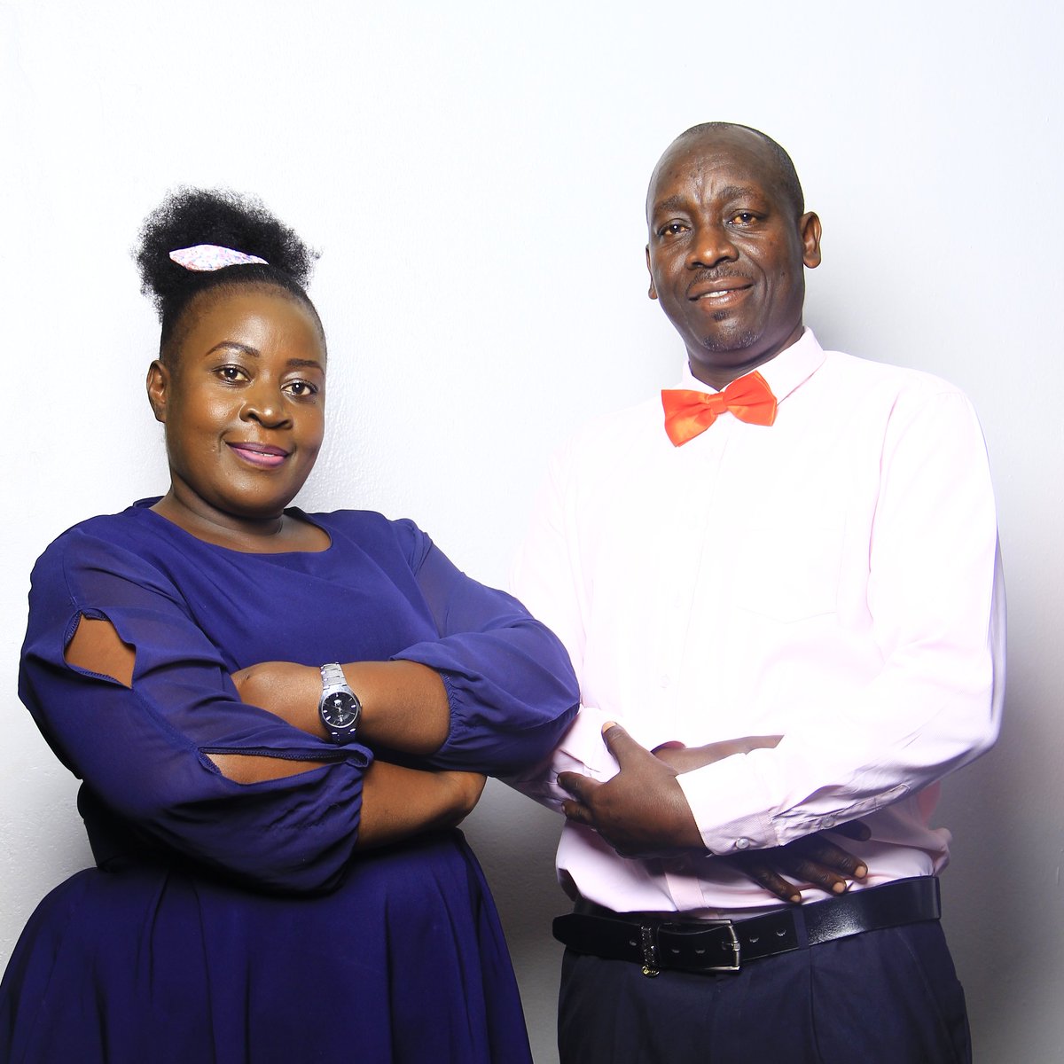 fmkabalega's tweet image. Ride along with @SharonKobusing5 and Hillary Bisoborwa for today's captivating stories on the daily news roundup #enguliyamawure from 7:00pm-8:00pm.
#Emanziyawe