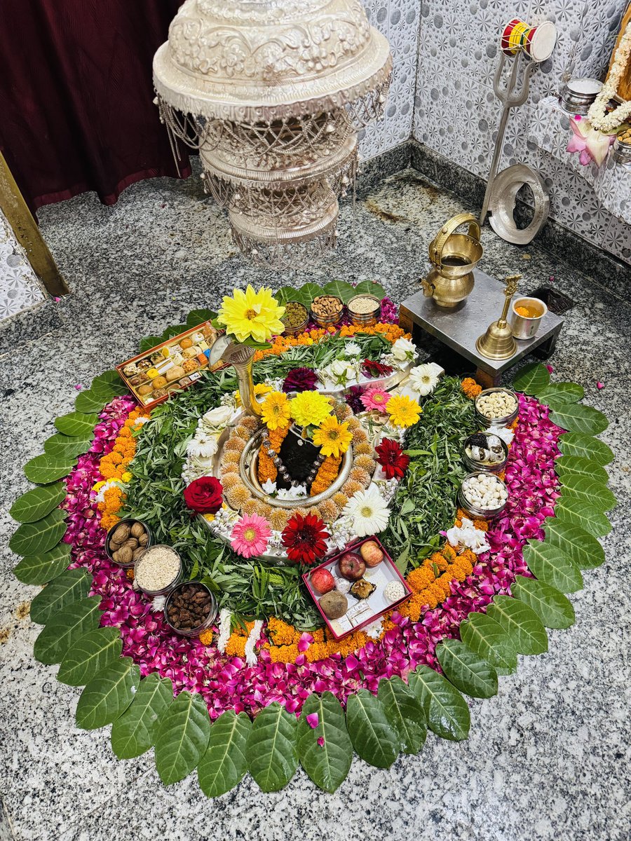 neelkanthtemple's tweet image. शुभ रात्रि श्री नीलकंठ महादेव जी
📍 श्री नीलकंठ महादेव मंदिर उत्तराखंड