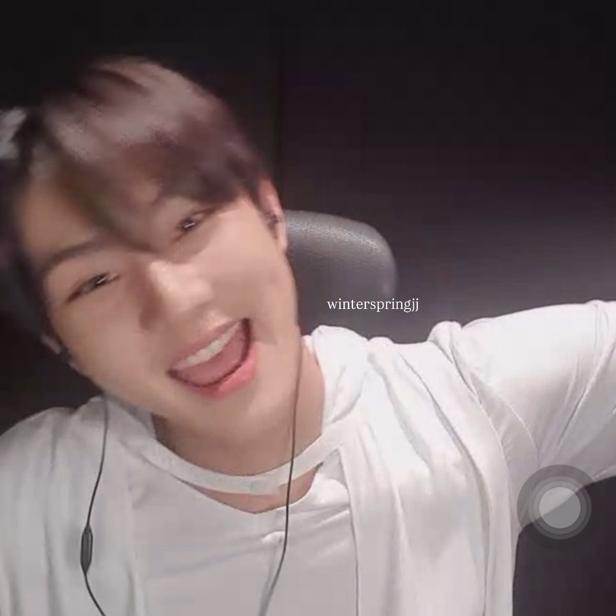 jnugwonie's tweet image. this just healed something in me