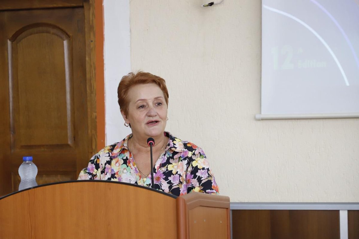 WeekofWomen's tweet image. South Mitrovica hosts the second #WoWKS2025 policy debate! Local leadership & community voices discussed data-driven healthcare policies to improve access & trust. Thanks to @SDC_Kosovo & 🇨🇦 Embassies for the support!