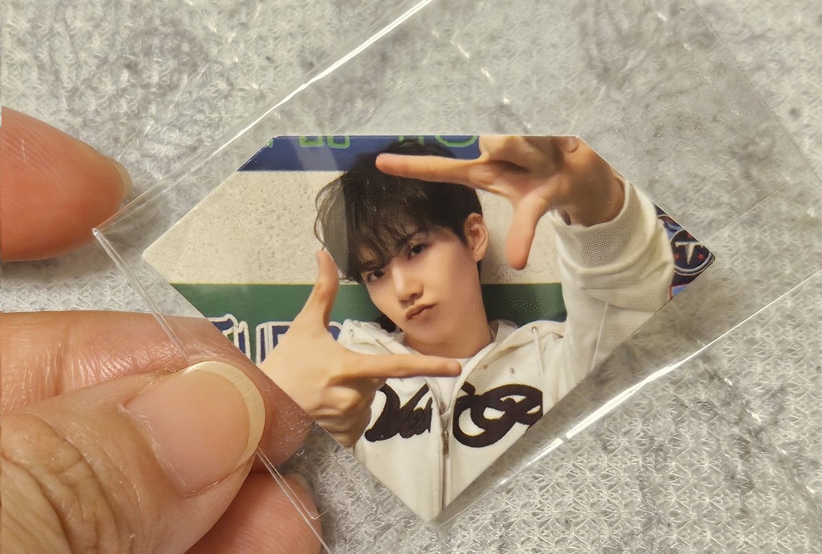 TREASURE SPECIAL MOMENT
SYMBOLPHOTO交換
譲)ヨシ
求)4枚目以外のジュンギ
郵送希望です。お気軽にコメントください🙇🏻‍♀️🙇🏻‍♀️