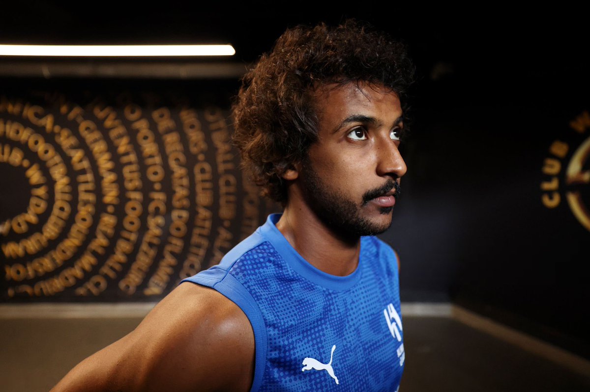 baytAlhilal's tweet image. 🚨🚨🚨🗣️ ياسر القحطاني:
وداعًا للعاشق الهلالي الكبير 'ياسر الشهراني' . .
مسيرة من ذهب تستاهلها ياسميّ 💙💙