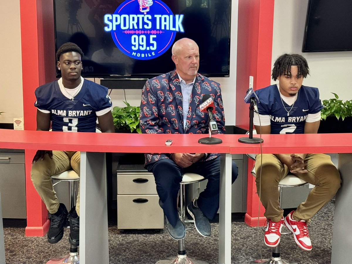 Alma Bryant head coach Bart Sessions and the Hurricanes at the mic for day one of Mobile County Media Days 🏈