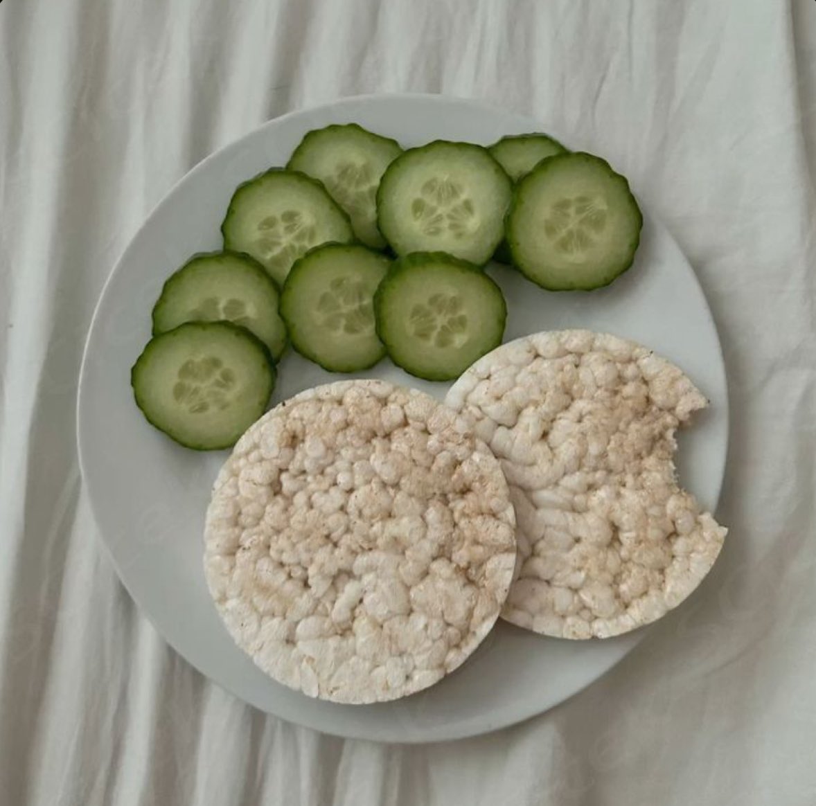 heavydisordered's tweet image. some #thinspo for #edtwt