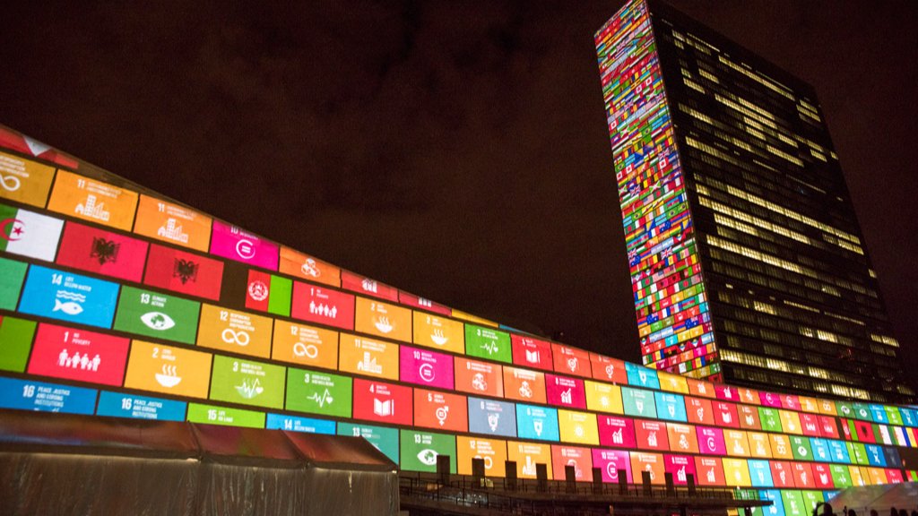 📰 Pacto Global: 25 años uniendo empresas para un futuro mejor

Fuente: REPORTE SOSTENIBLE

Conoce mucho más de este hito en: pactoglobal-colombia.org/news/pacto-glo…

#Agenda2030 #ODS #Sostenibilidad
