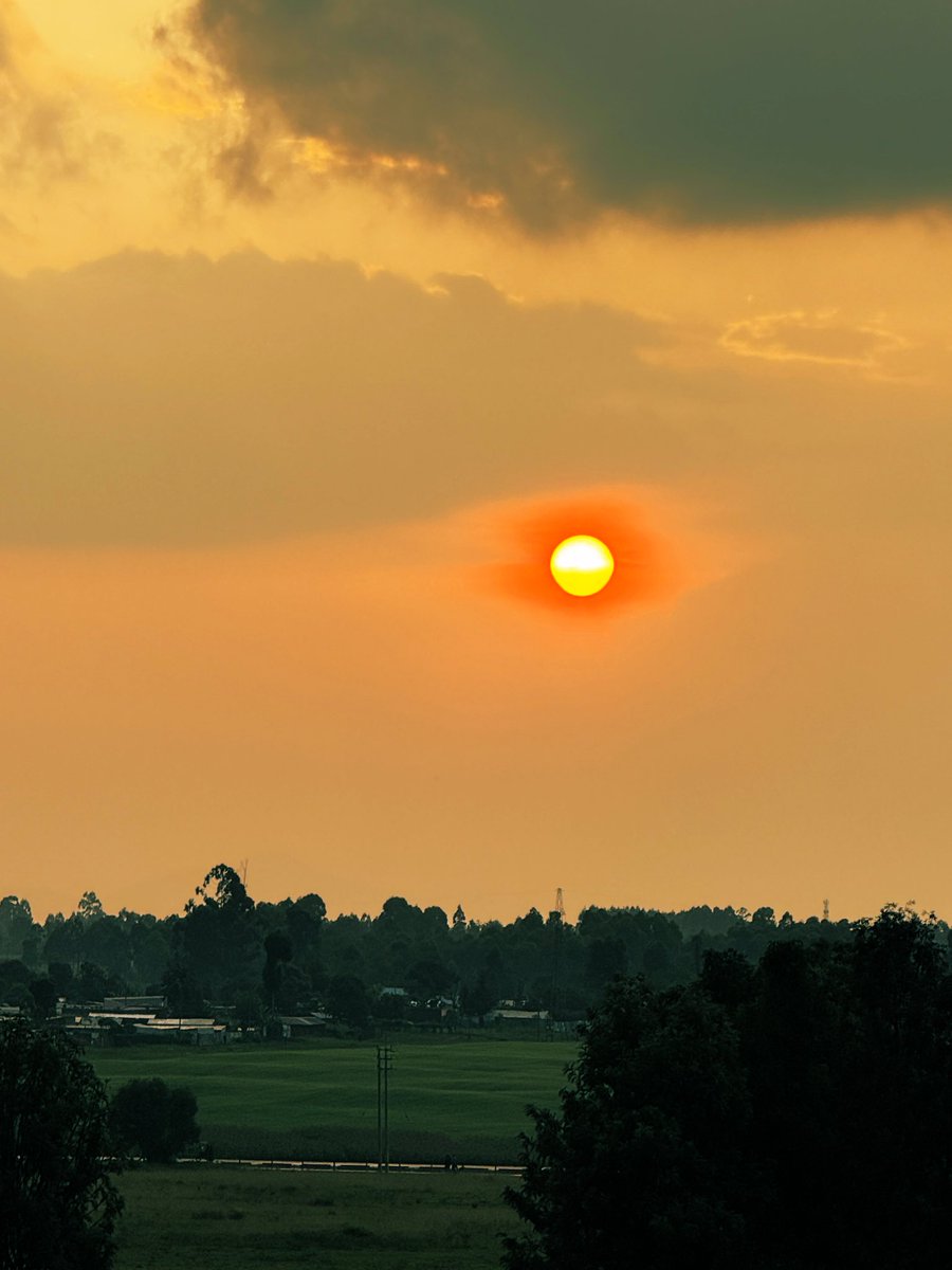 Arap_Turitik's tweet image. Share the sunset photos you took with your phone