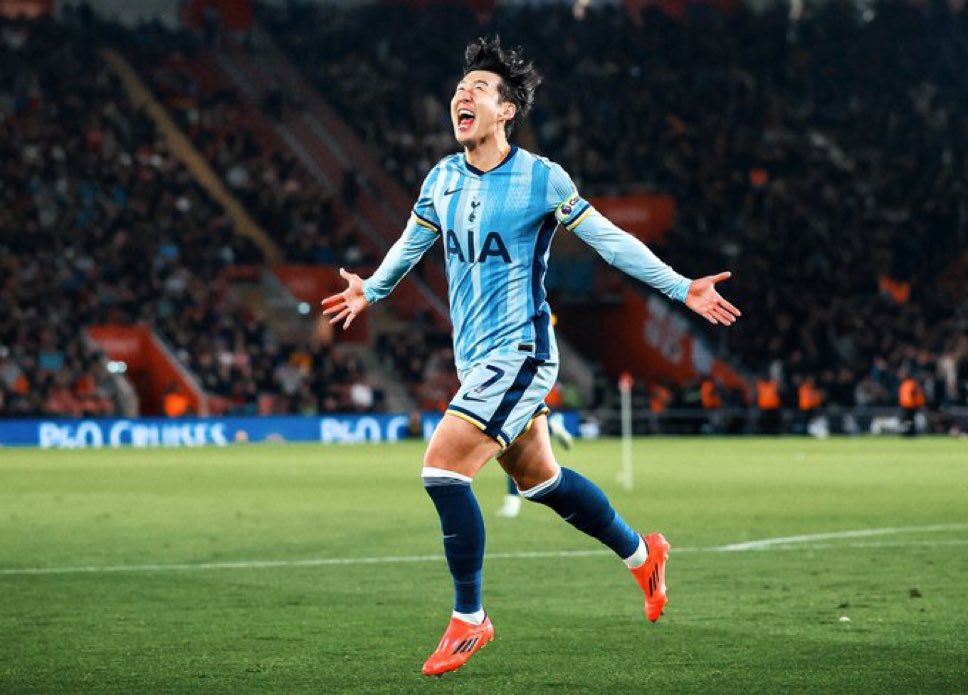 spurssglobal's tweet image. [🥇] NEW: LAFC believe a transfer is possible towards the end of the summer window, and are now close to agreeing terms with Son.

Saudi sources believe Son will leave Spurs this summer are are prepared to pay $40m (£30m), with add-ons, to secure his signature. @tombogert 💰🇰🇷