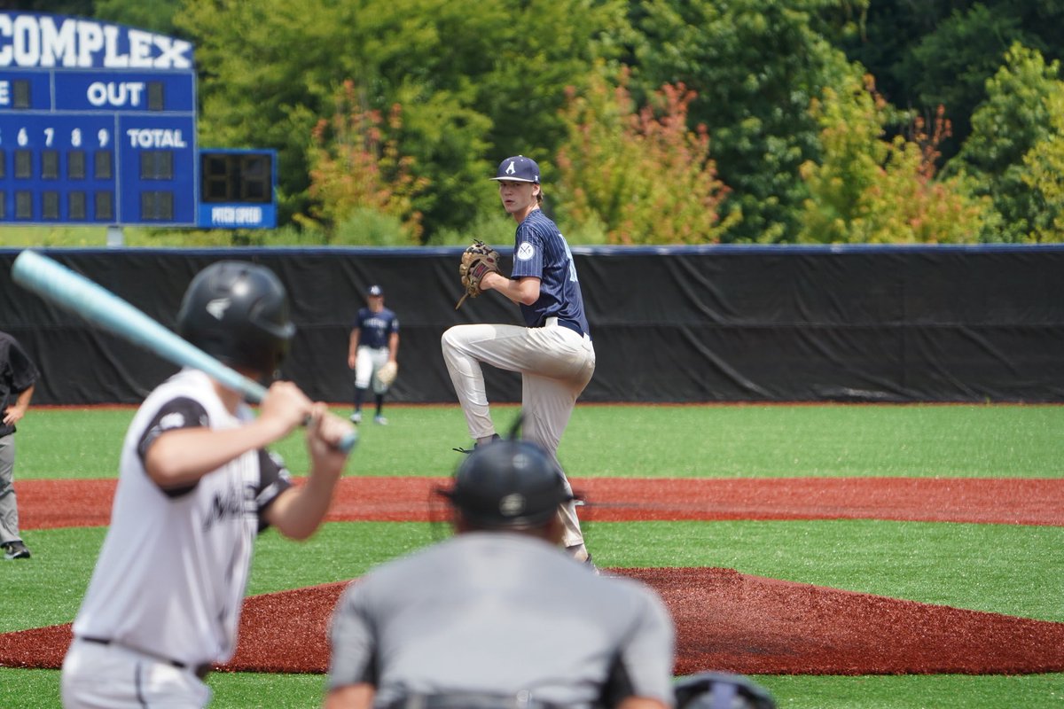 Strong pitching performance at the Pbr Mid-Atlantic open, going complete game and allowing 1 earned run. Struggled with command in the 1st but quickly settled in.