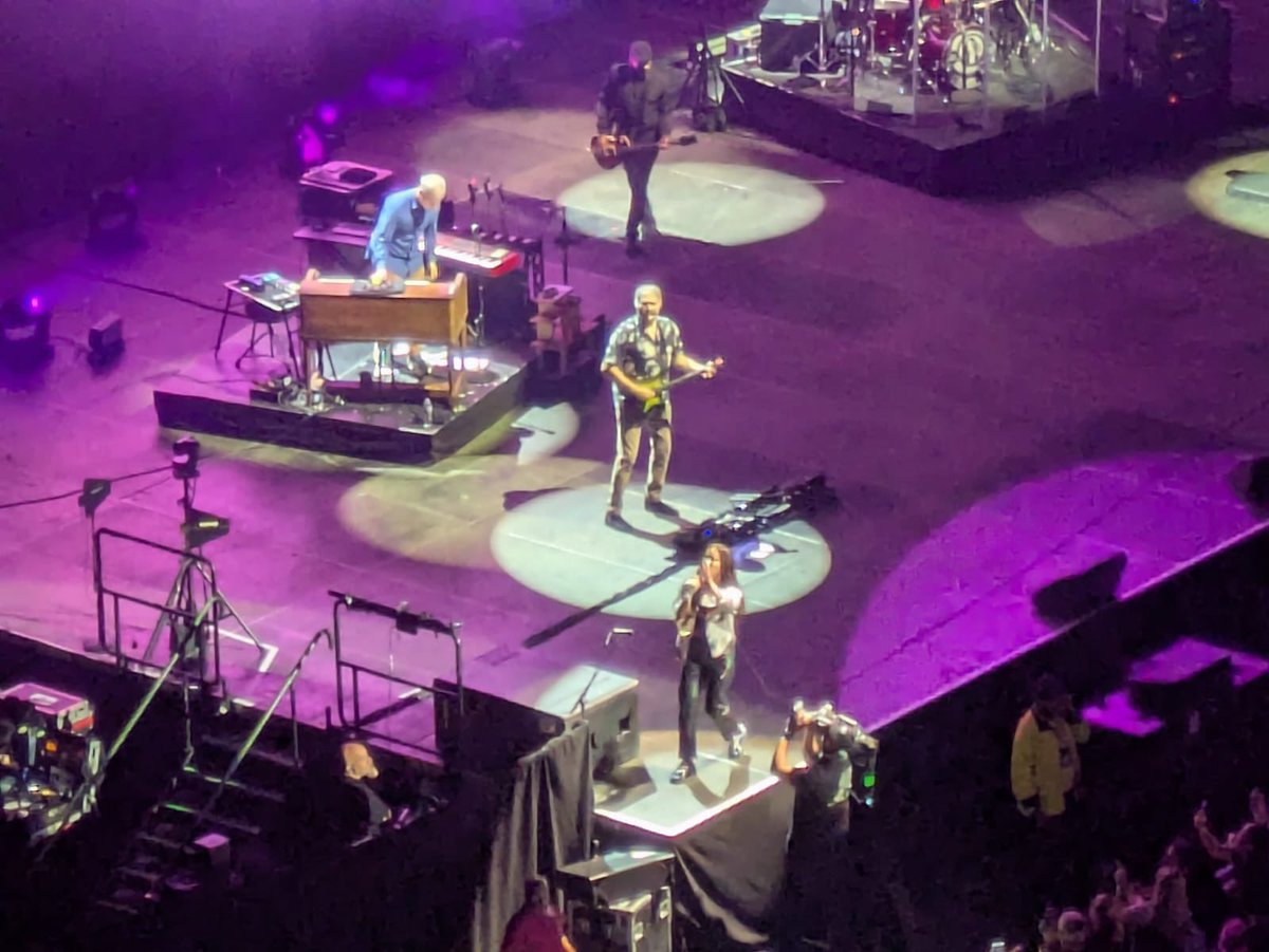 Unbelievable weekend

2 concerts 🎤
1 fanzone ⚽️
0 doubts 🏆

#Lionesses #Oasis #AlanisMorissette