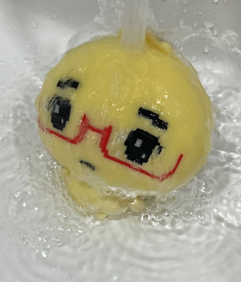 grass_hate_rbt's tweet image. 설윤이 너무 더워서 걷다가 분수대보면 들어가고싶대...... 오늘본 안경만두짤 생각남...ㅋㅌㅋㅋㅌㅋㅋㅋ