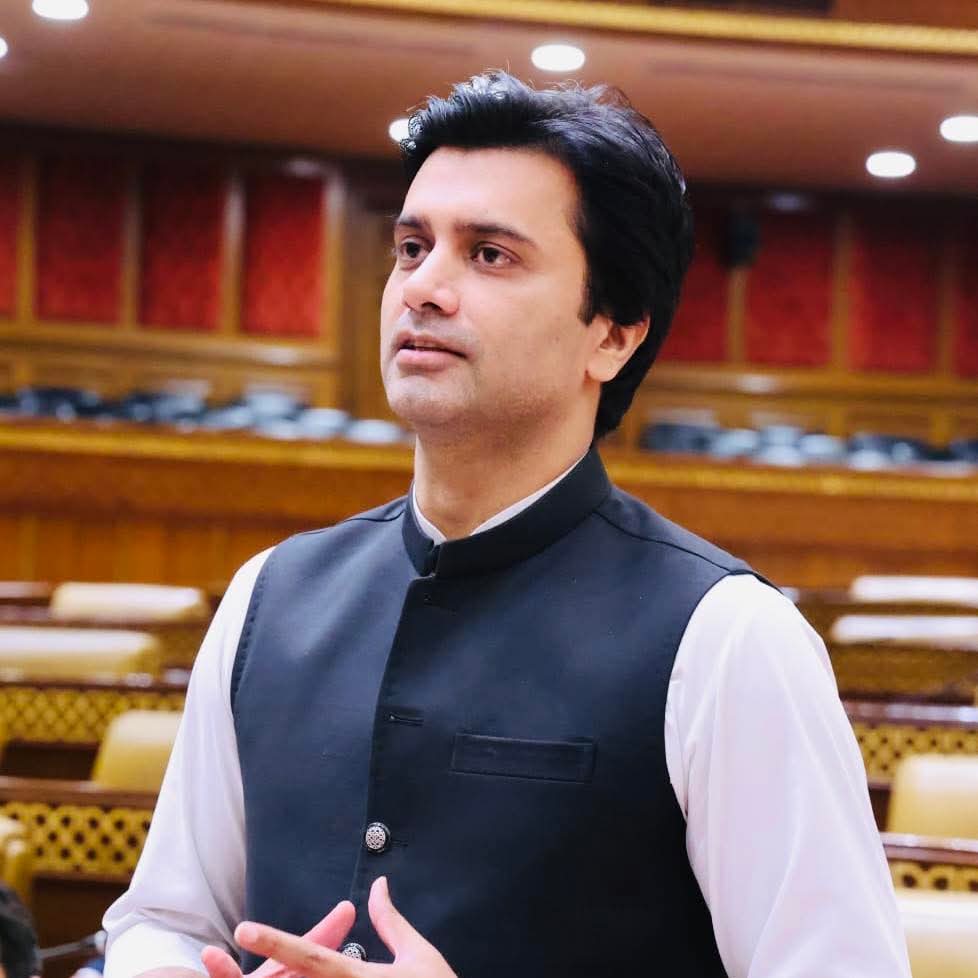 راضی آ تیرے تہ ڈوگر 

شہزادہ 🔥🔥