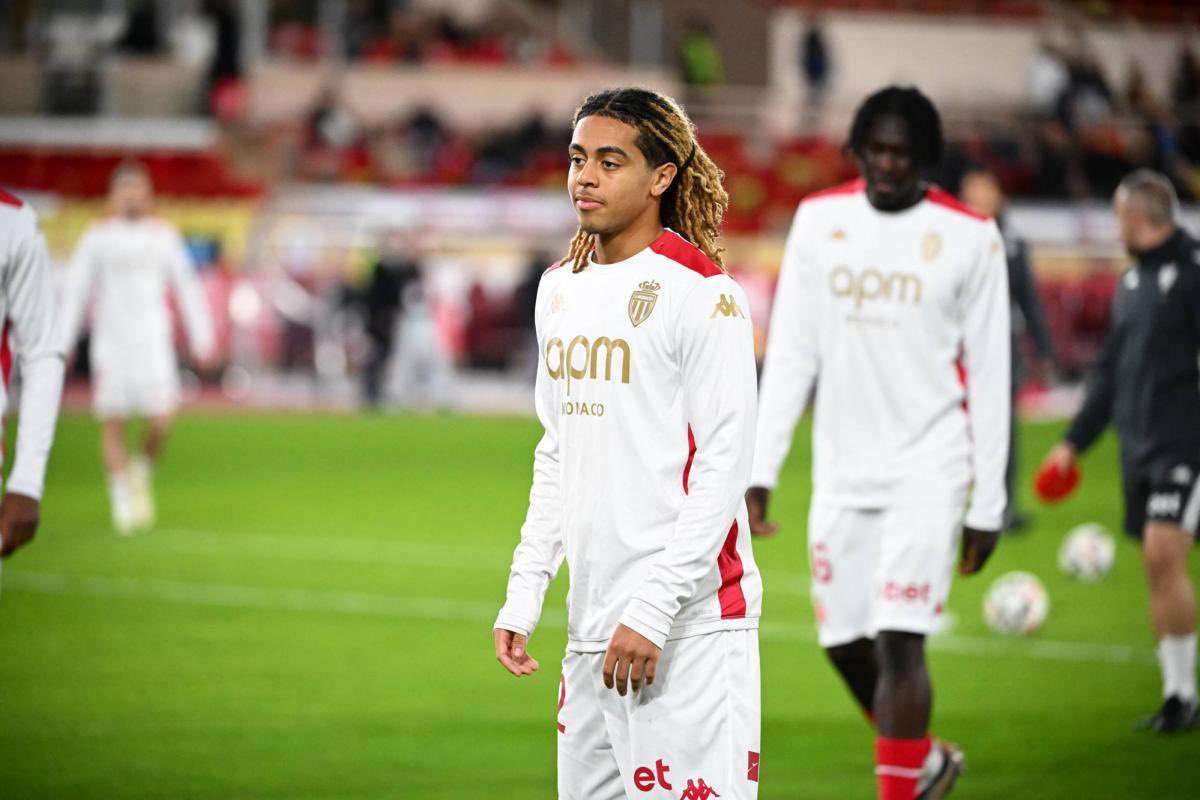 LigASM_'s tweet image. 🚨 L’OM a contacté l’AS Monaco pour Saïmon Bouabré.

Le milieu monégasque n’est pas insensible au club phocéen mais d’autres clubs sont également intéressés. 

🗞️ @FabriceHawkins