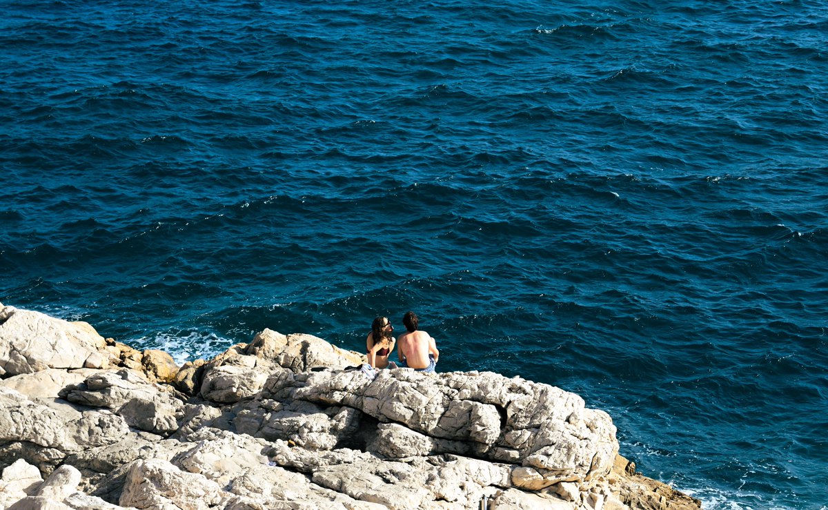 vivrelamer's tweet image. mon été est bleu
